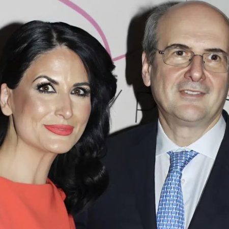 Πόπη Καλαϊτζή για Κωστή Χατζηδάκη: «Μου έδωσε το μονόπετρο μέσα σε ένα γιαούρτι»